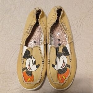 Crocs Disney Tan Womens Slip Ons with Mickey Mouse